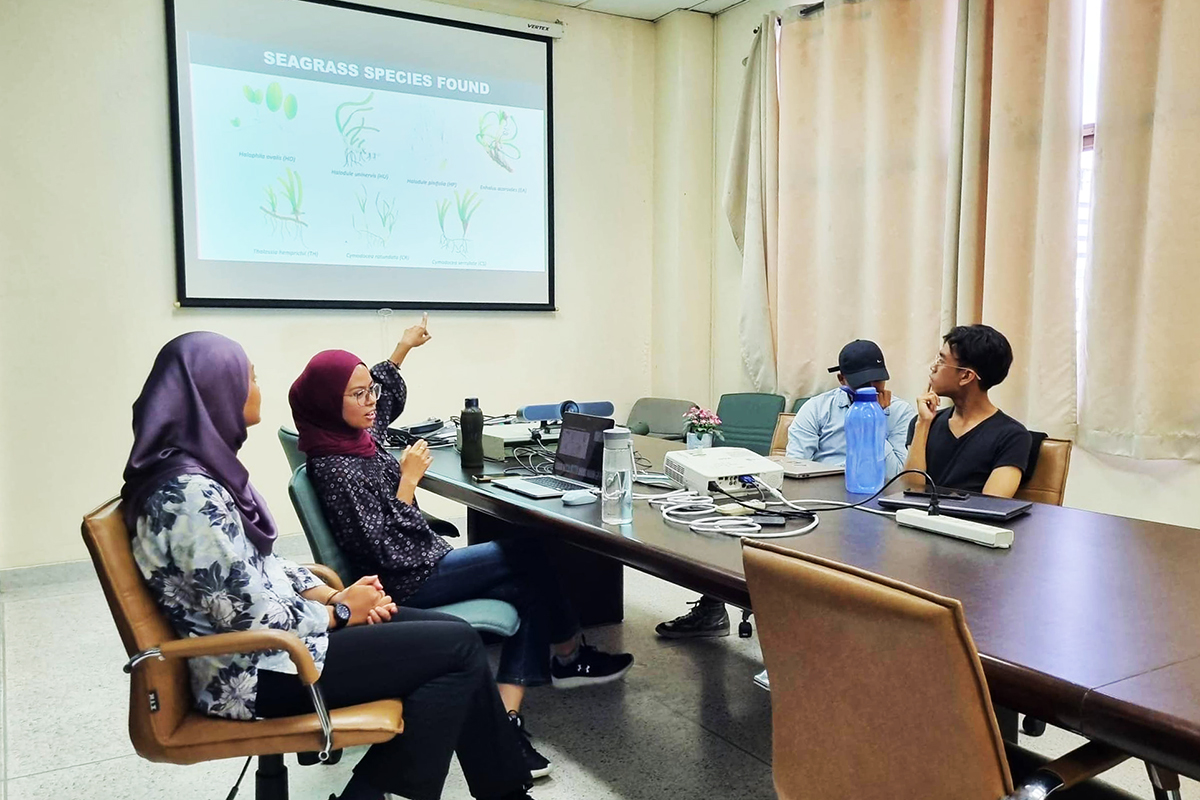 Student internship from UMT at COCC - 2